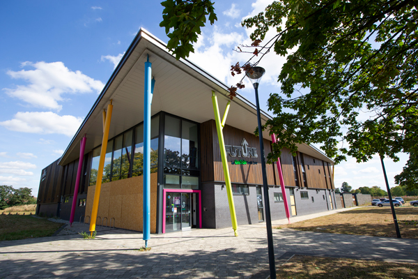 FutureYouthZoneDagenhamDwaahinset600px | Schools Week