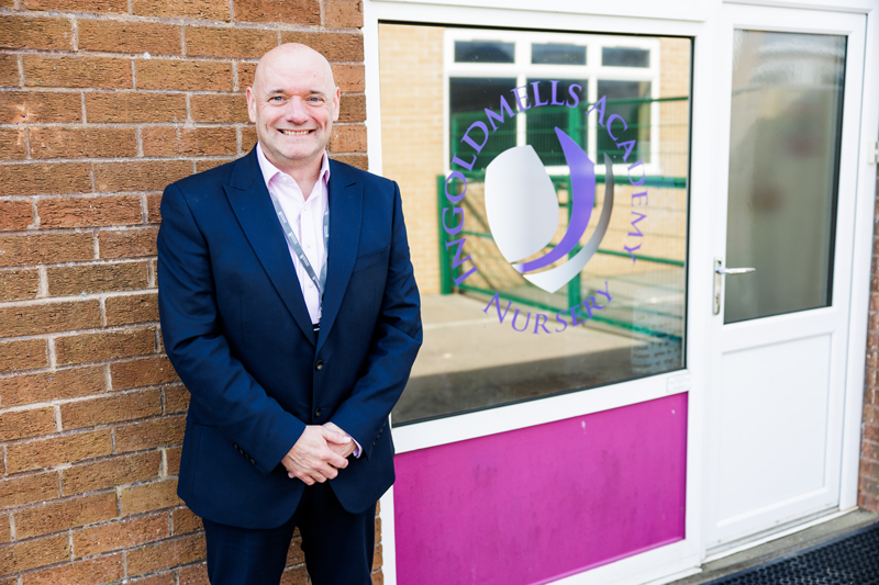 WayneNorrieoutsideschoolinset800px | Schools Week